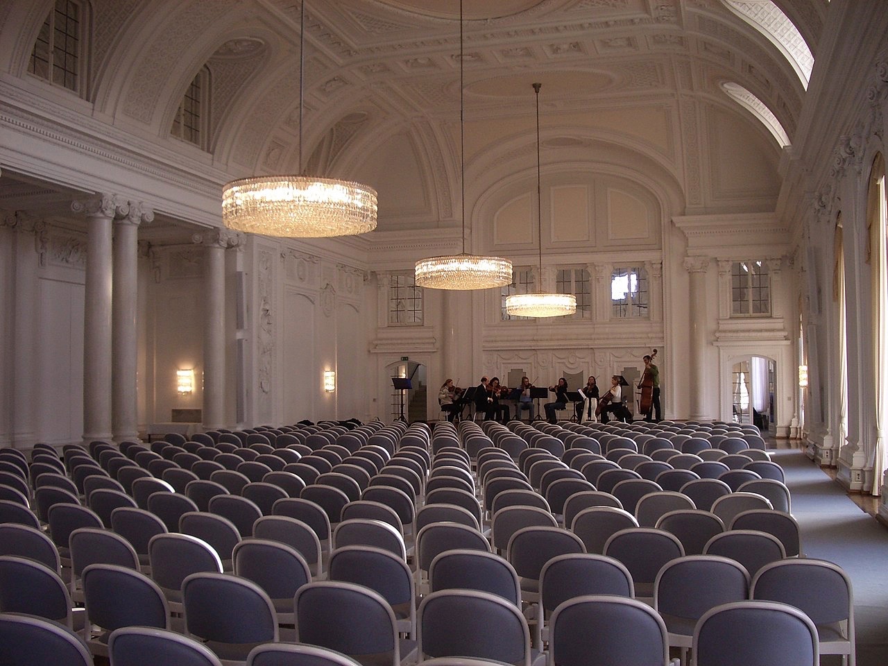 Konzertprobe im weißen Saal